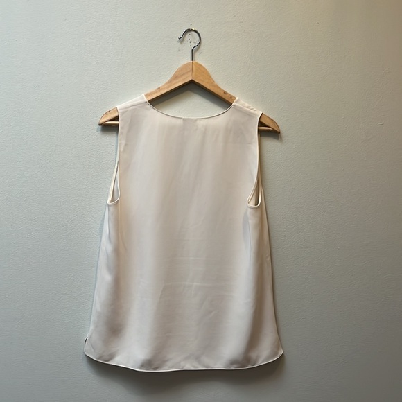 Babaton tank top. Cream. Size medium. - Picture 2 of 5